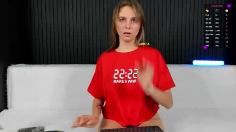 Alena online show from November 10, 1:32 pm