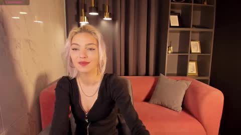 Snapshot of alysiasun chatting on September 19, 2:40 pm Alysia online show from September 19, 2:40 pm