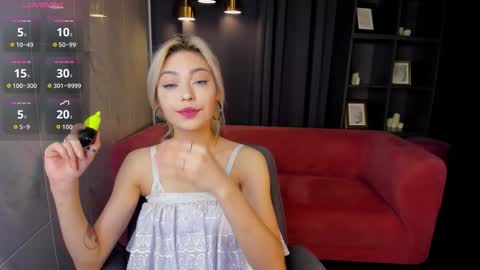 Snapshot of alysiasun chatting on October 30, 2:40 pm Alysia online show from October 30, 2:40 pm