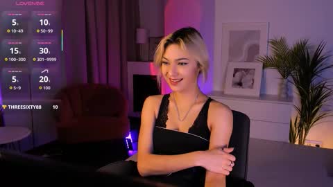 Snapshot of alysiasun chatting on November 14, 2:38 pm Alysia online show from November 14, 2:38 pm