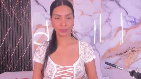 alyson__a online show from March 22, 1:58 pm