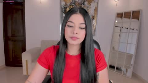 Snapshot of alyssadean_ chatting on September 29, 11:15 am Aly online show from September 29, 11:15 am