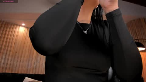 Aly  online show from March 28, 11:21 am