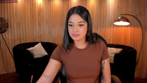 Aly  online show from May 25, 11:27 am