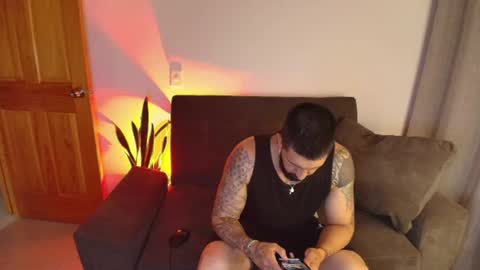 Snapshot of alyssia_wolds_1 chatting on June 29, 1:56 am alyssia wolds online show from June 29, 1:56 am