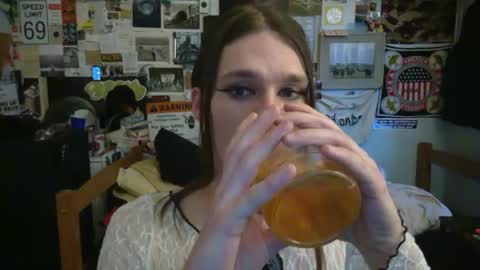 Snapshot of amabimbo25 chatting on September 28, 11:43 pm amabimbo25 online show from September 28, 11:43 pm