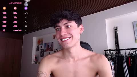 Snapshot of amad696 chatting on November 5, 2:06 pm Amad Passer x guests Independent model online show from November 5, 2:06 pm