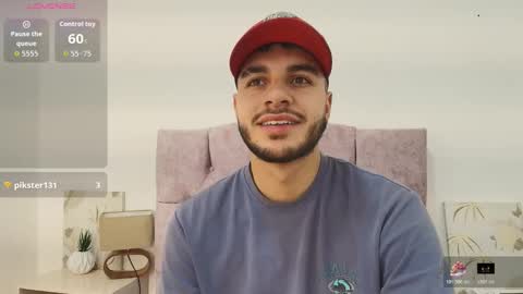 Snapshot of amadeo_wild chatting on November 3, 12:35 am Amadeo Wild online show from November 3, 12:35 am