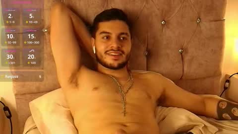 Amadeo Wild online show from April 18, 4:49 am