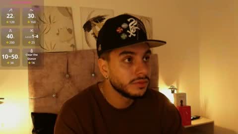 Snapshot of amadeo_wild chatting on June 23, 4:10 am Amadeo Wild online show from June 23, 4:10 am