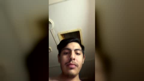 Snapshot of amador513 chatting on December 21, 6:20 am amador513 online show from December 21, 6:20 am