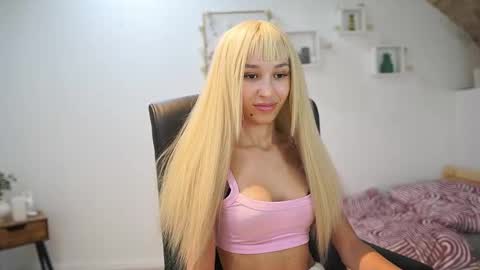 Snapshot of amai__liu chatting on September 20, 5:58 pm Amai Liu online show from September 20, 5:58 pm