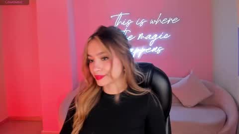 Snapshot of amaiahaywood chatting on September 19, 4:36 am Amaia Haywood online show from September 19, 4:36 am