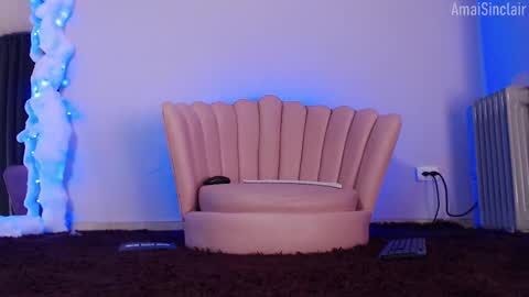 Snapshot of amaisinclair chatting on September 27, 6:07 am Amai Sinclair online show from September 27, 6:07 am