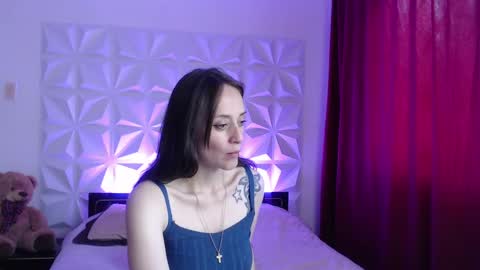 Snapshot of amalett chatting on September 9, 1:43 pm Amalett online show from September 9, 1:43 pm