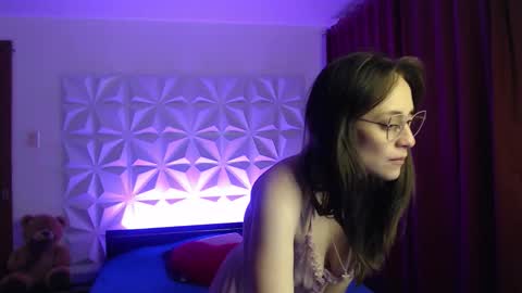 Amalett online show from January 13, 1:00 am