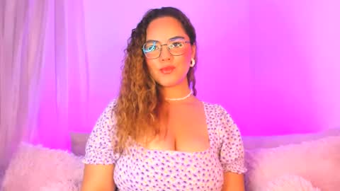 amalia bennet online show from March 7, 2:04 am