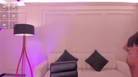 Amalia cruss online show from September 22, 8:22 pm