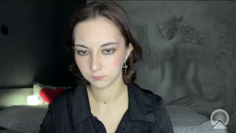 Snapshot of amalia_lambert13 chatting on May 17, 7:32 pm amalia_lambert13 online show from May 17, 7:32 pm