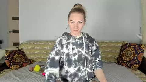 Amalia online show from May 29, 10:02 am