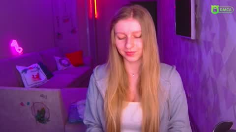 Snapshot of amaliaqueen999 chatting on January 12, 1:27 pm Amalia online show from January 12, 1:27 pm