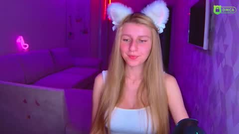 Snapshot of amaliaqueen999 chatting on November 22, 2:49 pm Amalia online show from November 22, 2:49 pm