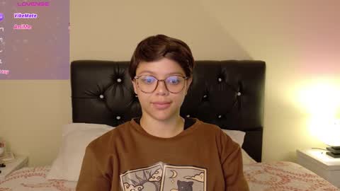 Snapshot of amand1_sweet chatting on March 4, 12:55 pm online show from March 4, 12:55 pm