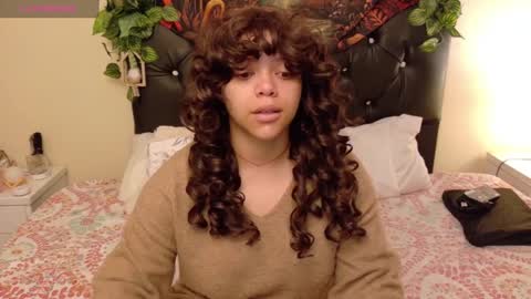 Snapshot of amand1_sweet chatting on September 10, 1:00 pm online show from September 10, 1:00 pm