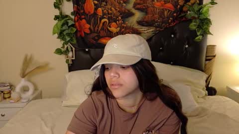 Snapshot of amand1_sweet chatting on October 18, 11:38 pm online show from October 18, 11:38 pm