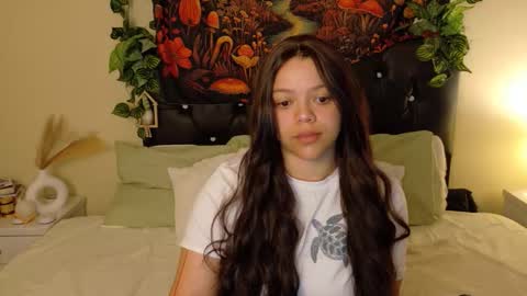 Snapshot of amand1_sweet chatting on October 21, 2:07 pm online show from October 21, 2:07 pm