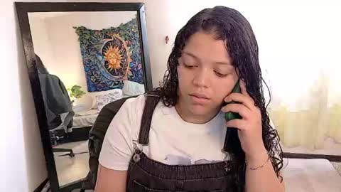 Snapshot of amand1_sweet chatting on June 22, 2:36 pm online show from June 22, 2:36 pm