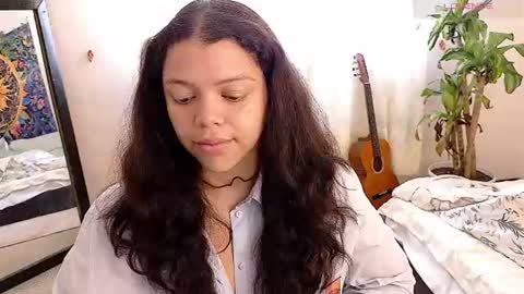 Snapshot of amand1_sweet chatting on July 28, 2:35 pm online show from July 28, 2:35 pm
