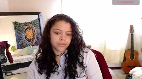 Snapshot of amand1_sweet chatting on August 3, 1:38 pm online show from August 3, 1:38 pm
