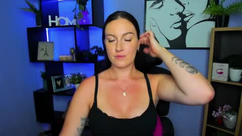 Amanda online show from May 11, 1:17 pm