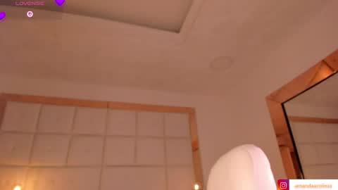 Amanda online show from April 15, 5:42 pm