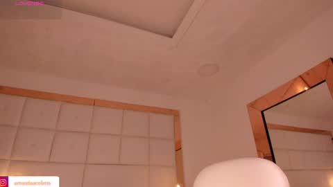 Snapshot of amanda_colin chatting on June 24, 10:42 pm Amanda online show from June 24, 10:42 pm