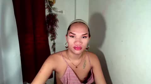 Snapshot of amanda_fuck69 chatting on October 25, 5:04 am Amanda online show from October 25, 5:04 am