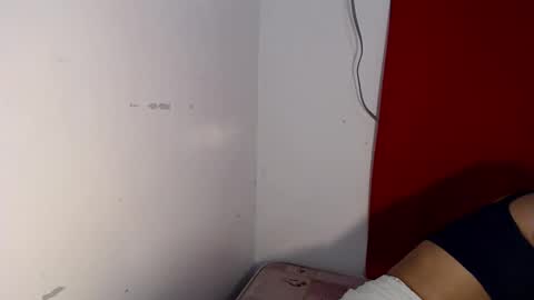 Snapshot of amanda_fuck69 chatting on November 2, 4:37 am Amanda online show from November 2, 4:37 am