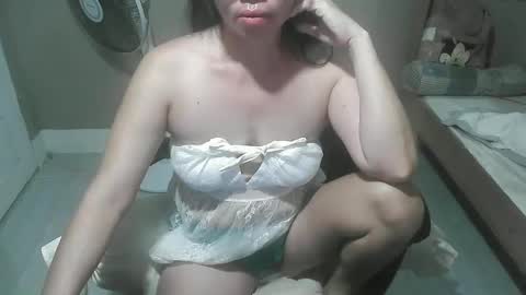 Snapshot of amanda_pinaymama chatting on January 29, 8:18 am amanda online show from January 29, 8:18 am