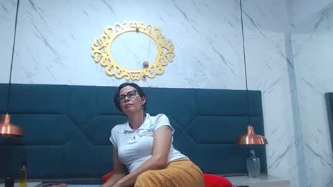 amanda_ramirez online show from February 20, 9:26 pm