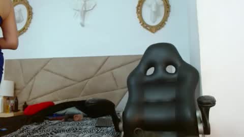 amanda_ramirez online show from February 25, 8:07 pm