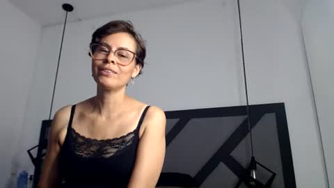 amanda_ramirez online show from June 29, 5:13 pm