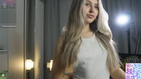     online show from November 7, 7:47 pm