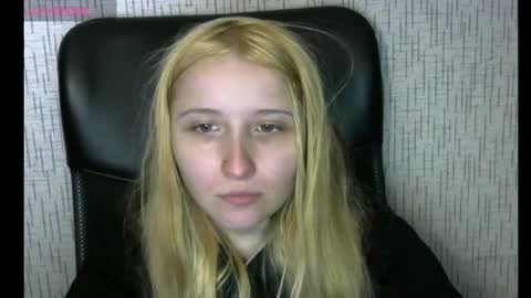 Snapshot of amanda_sherr chatting on December 22, 10:36 pm Amanda online show from December 22, 10:36 pm