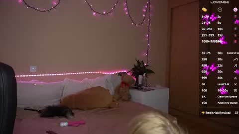 Snapshot of amandaafire chatting on July 1, 8:52 pm Amanda online show from July 1, 8:52 pm