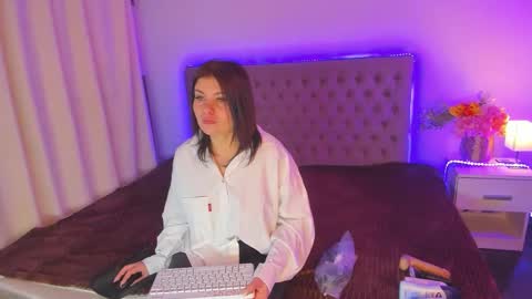 Amanda online show from April 15, 5:25 am