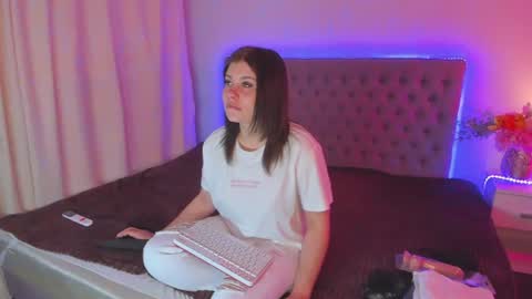 Amanda online show from June 16, 4:37 am