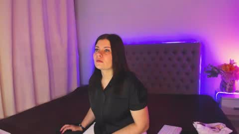 Amanda online show from July 6, 4:20 am