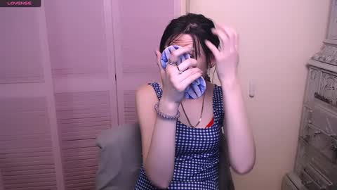 Snapshot of amandasentin chatting on December 11, 9:52 am Amanda online show from December 11, 9:52 am