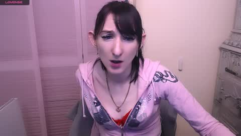Snapshot of amandasentin chatting on December 13, 1:01 pm Amanda online show from December 13, 1:01 pm